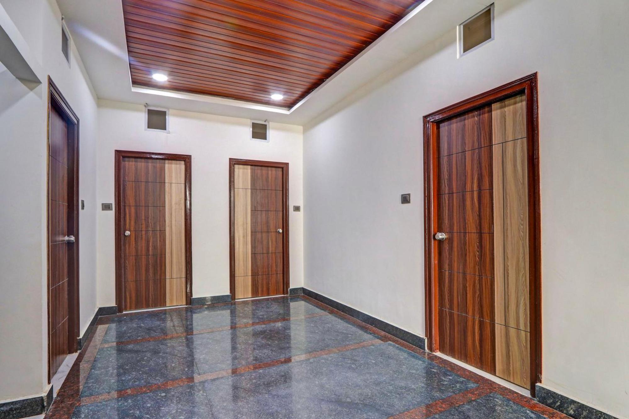 Отель Super Collection O Gachibowli Phase 2 Near Isb Экстерьер фото