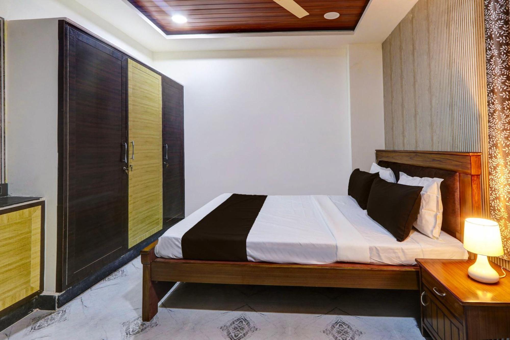 Отель Super Collection O Gachibowli Phase 2 Near Isb Экстерьер фото